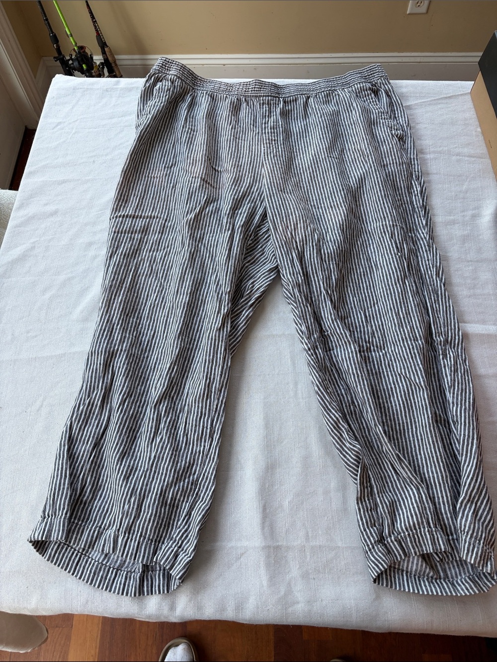 Old Navy Women’s Striped Linen-Blend Pants — Black & White